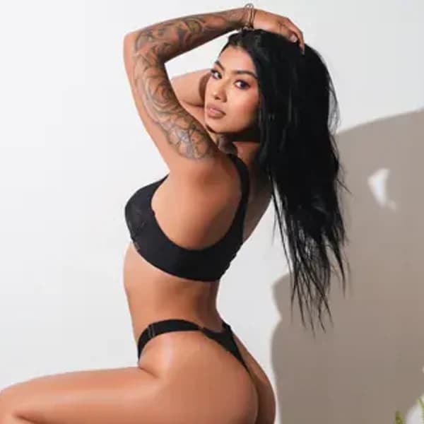 AdrianaKlose avatar