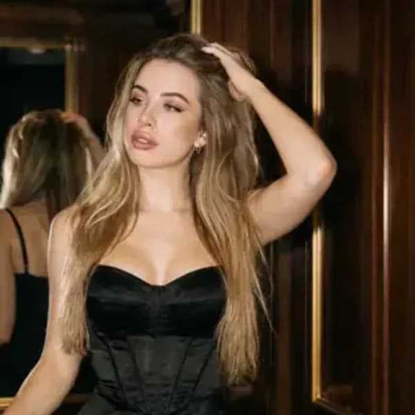 DariiaBella avatar