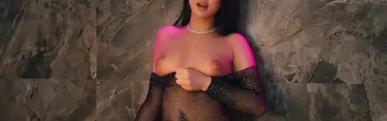 RosieMirra live cam